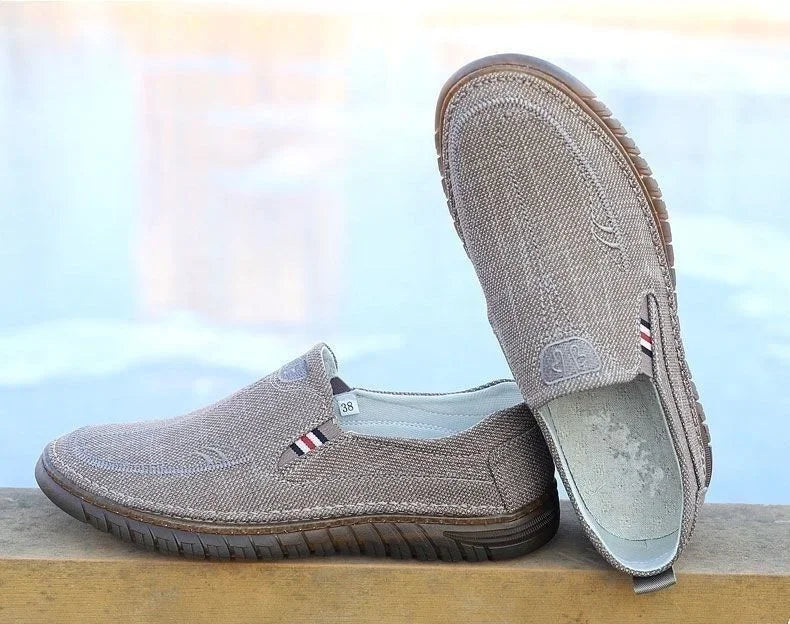 Breathable Sneakers Slip-on Men's Casual Shoes Leisure Sale 2024 Trend Elegant Male Shoe Vulcanize Classic Original In Promotion