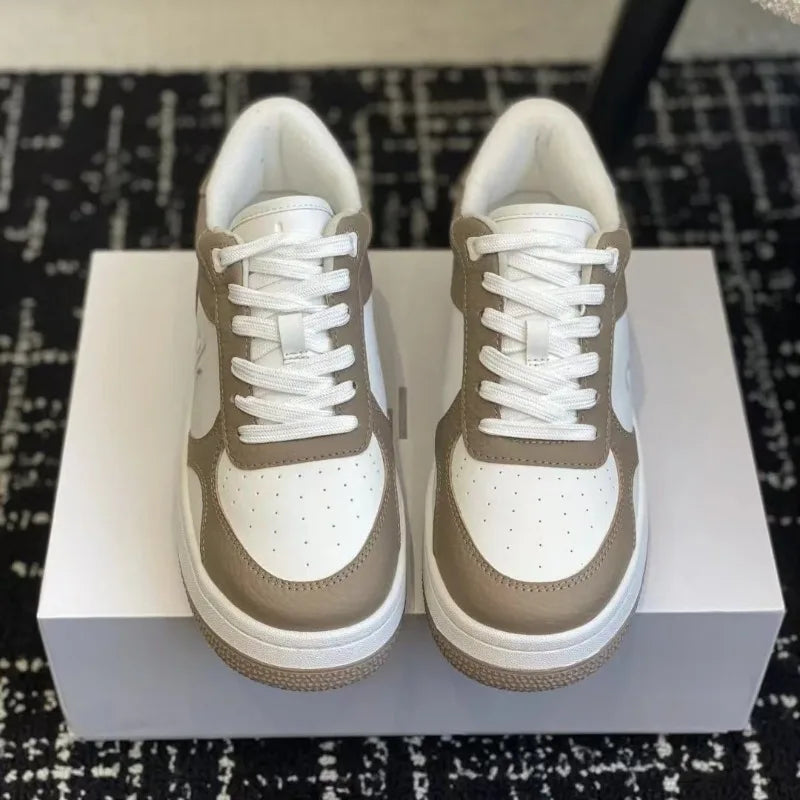 White sneakers, classic black and white running shoes, thick soled height increasing versatile fashion couple casual shoes