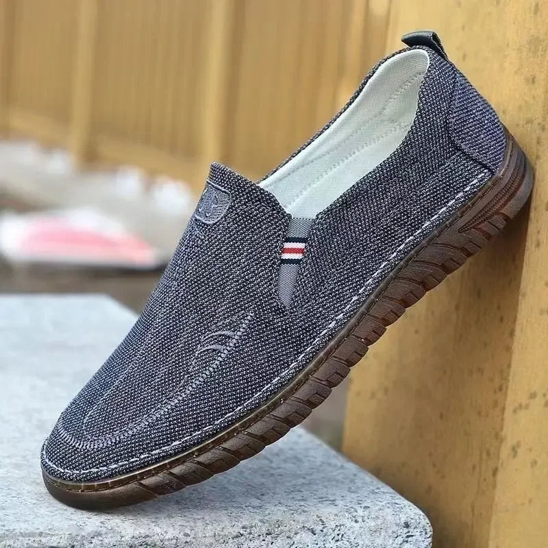 Breathable Sneakers Slip-on Men's Casual Shoes Leisure Sale 2024 Trend Elegant Male Shoe Vulcanize Classic Original In Promotion
